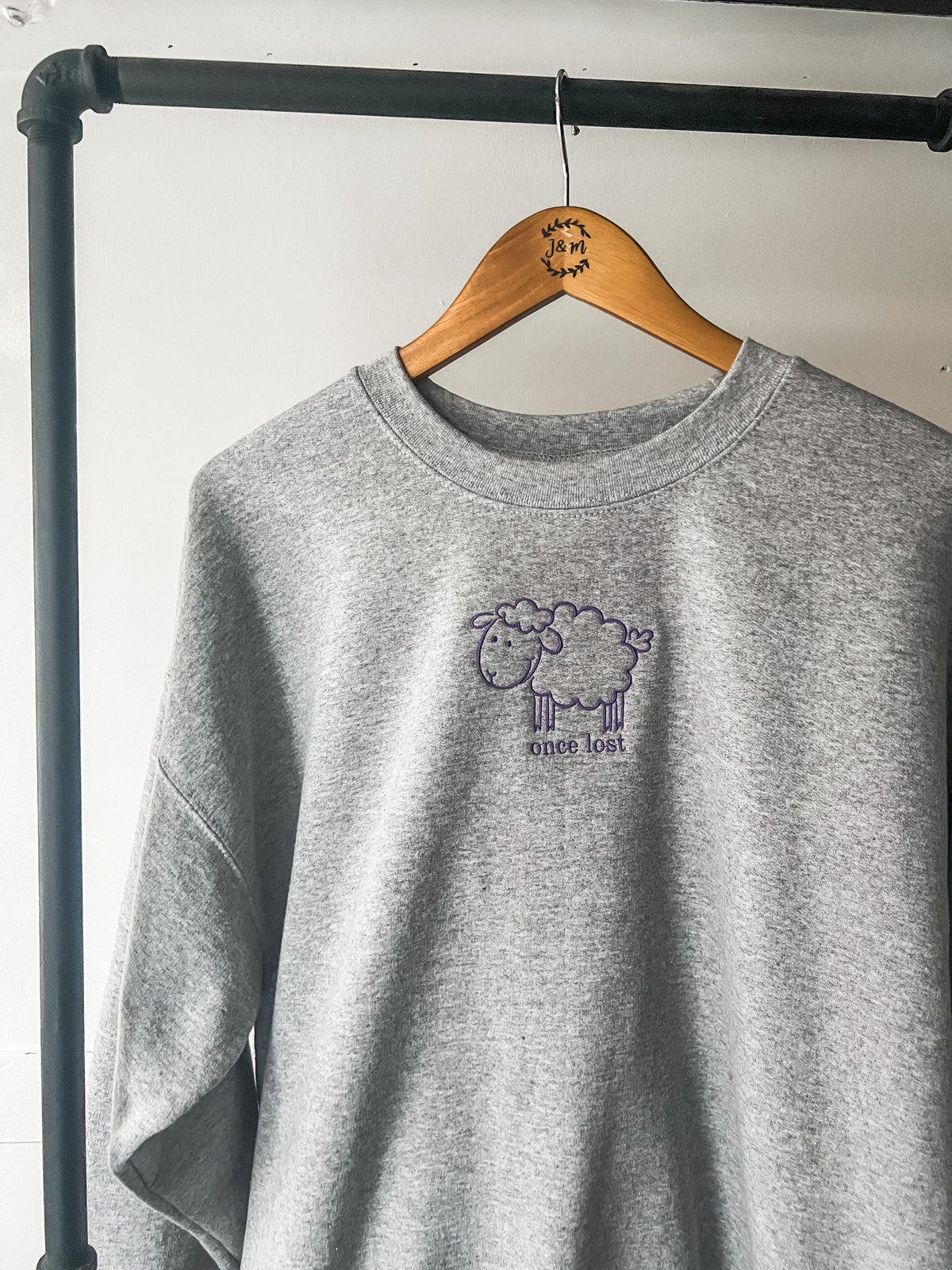 sweatshirts & hoodies